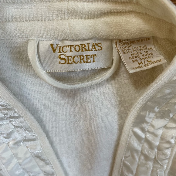 Vintage Victoria Secret Satin Terry Robe - Picture 6 of 7